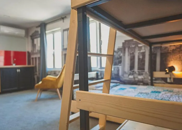 Temple House 旅馆 *